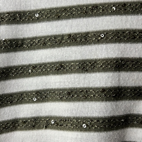 CHICOS OLIVE GREEN & WHITE STRIPED 3/4 SLEEVE TOP WITH BEADED DETAIL - Picture 3 of 4